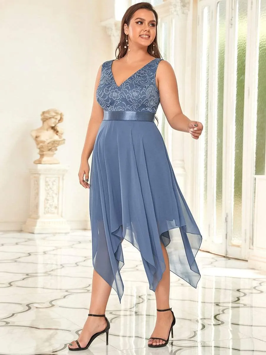 Plus Size Stunning V Neck Lace & Chiffon Prom Dress for Women