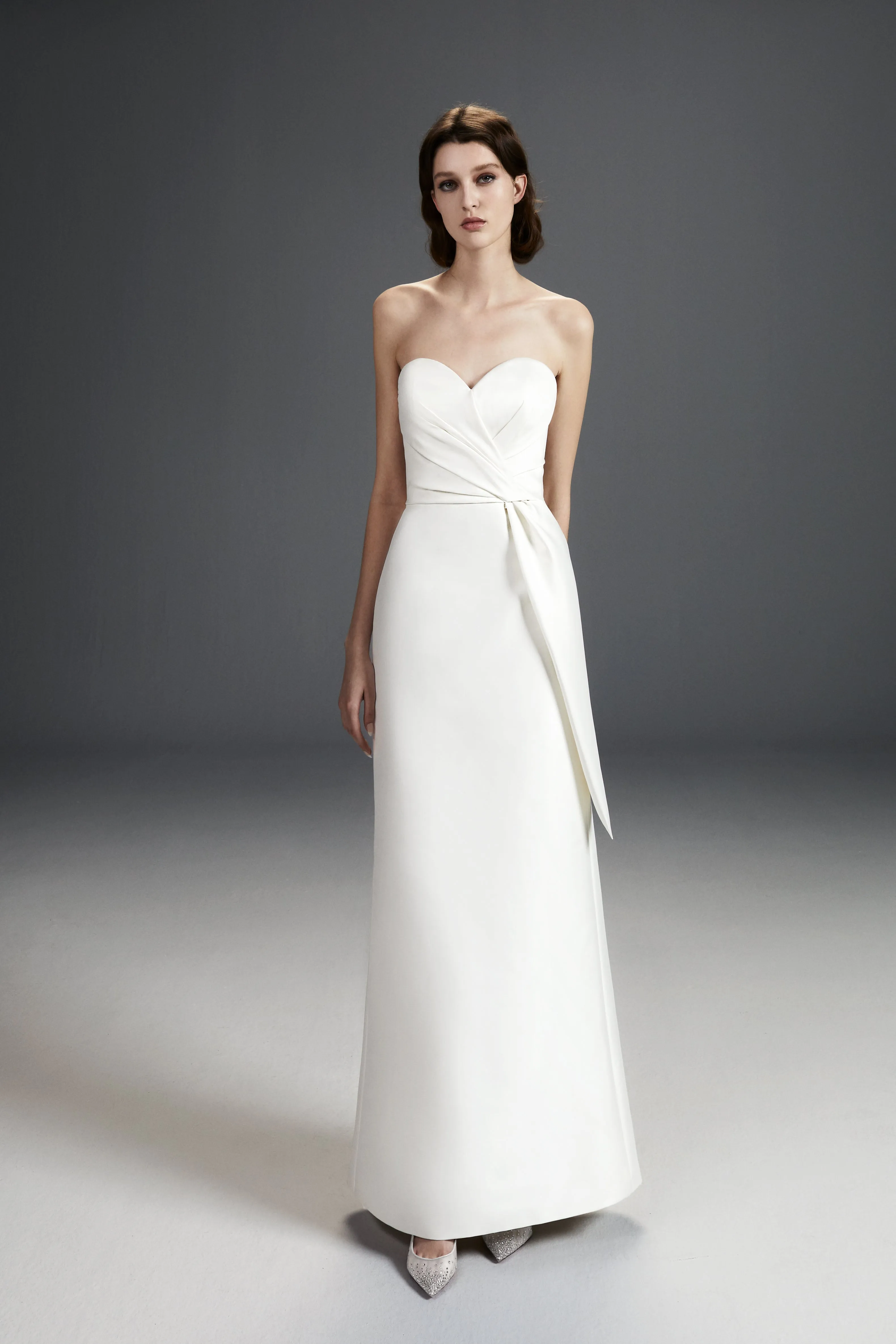 VRM370 - STRAPLESS DREAMY BOW GOWN